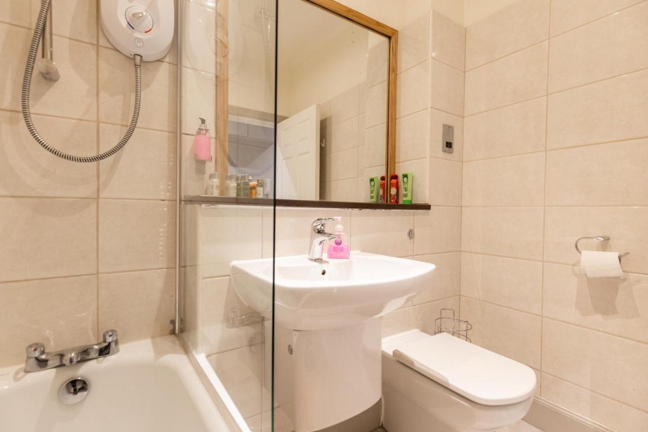 Two Bedroom Apartment Within Walking Distance To City Centre Единбург Екстер'єр фото